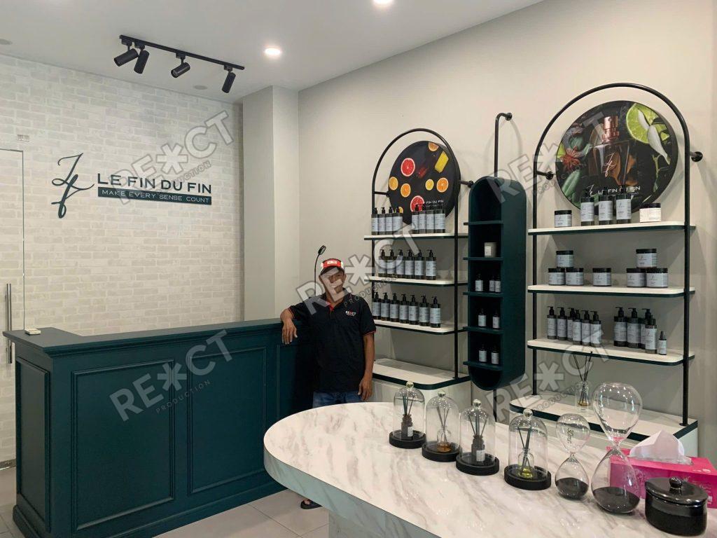 Thiết kế thi công showroom