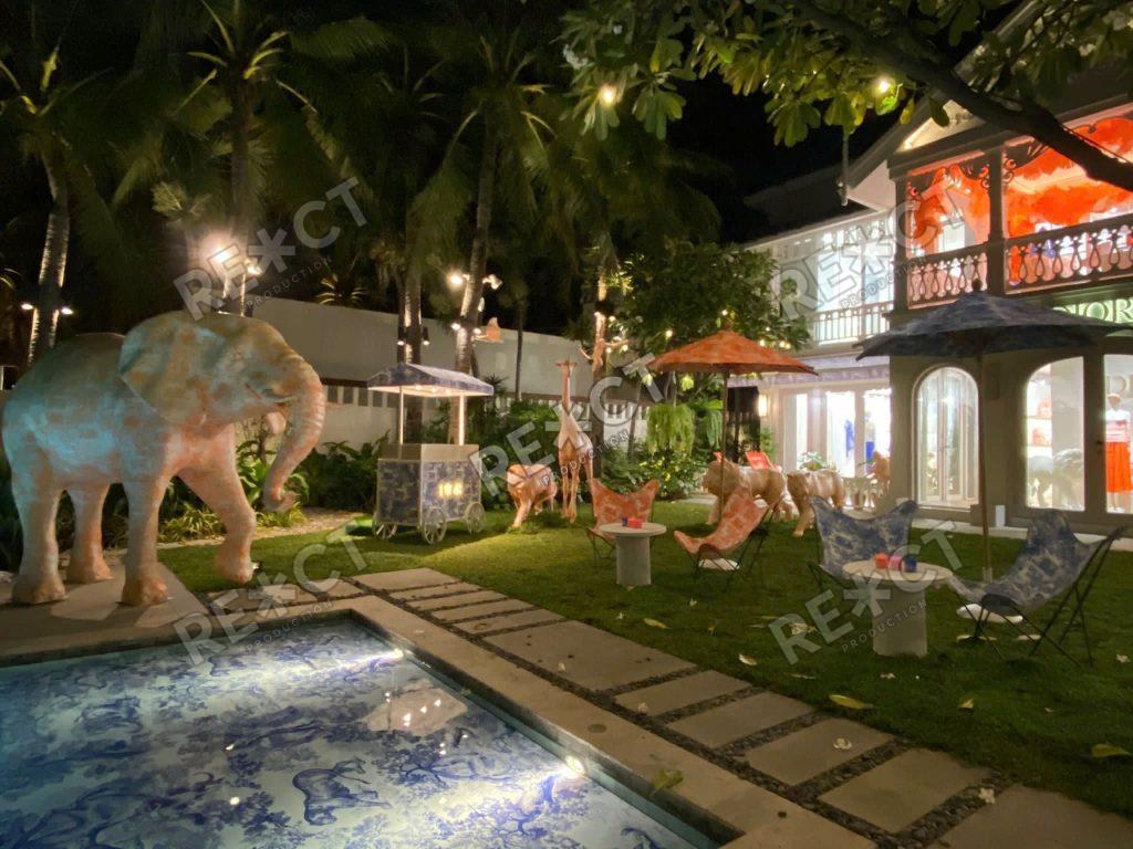 Thiết kế thi công Showroom