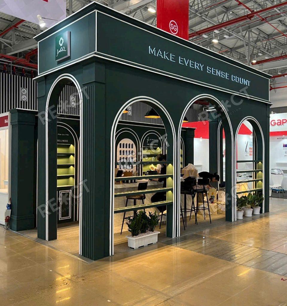 Thiết kế thi công showroom